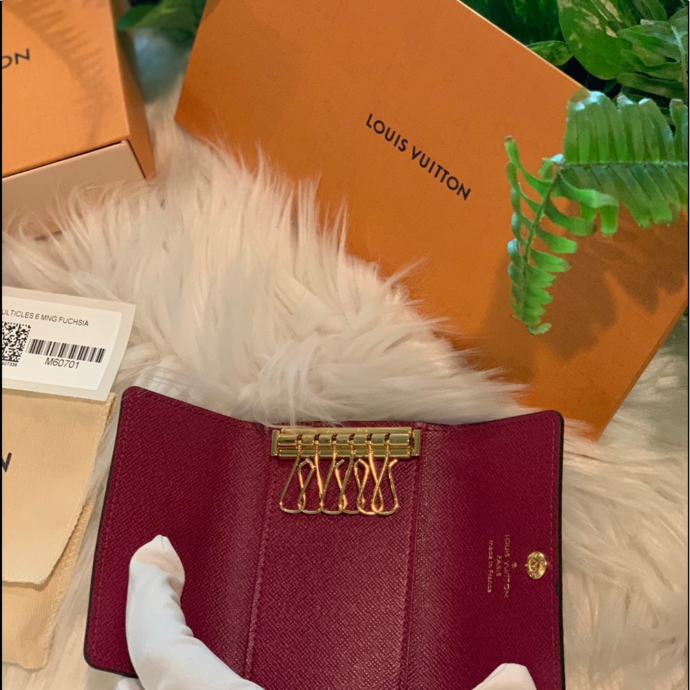 ✨🥀✨Louis Vuitton 6 ring Key chain Fuchsia - Picture 11 of 16
